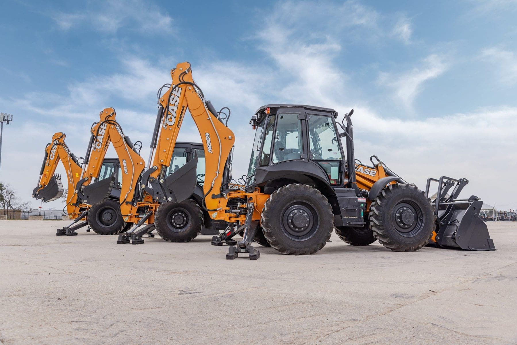 CASE Construction Joins Sonsray